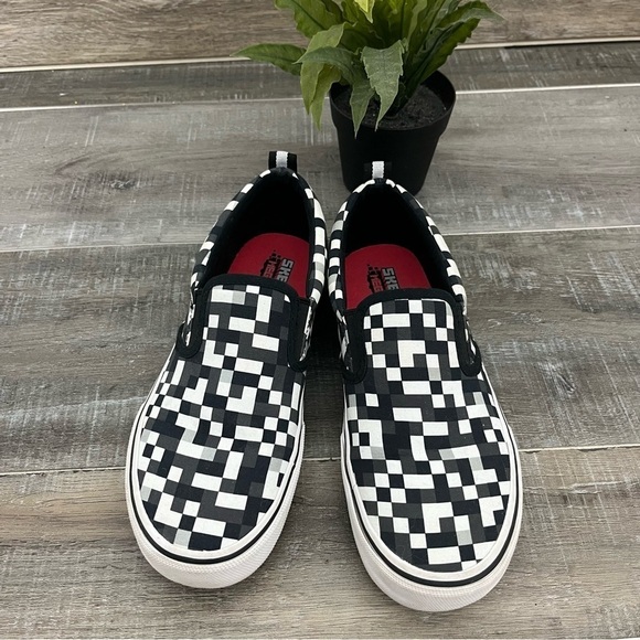 Sketchers Megacraft Black and White Sneaker Flats Size 4.5 - Picture 10 of 16